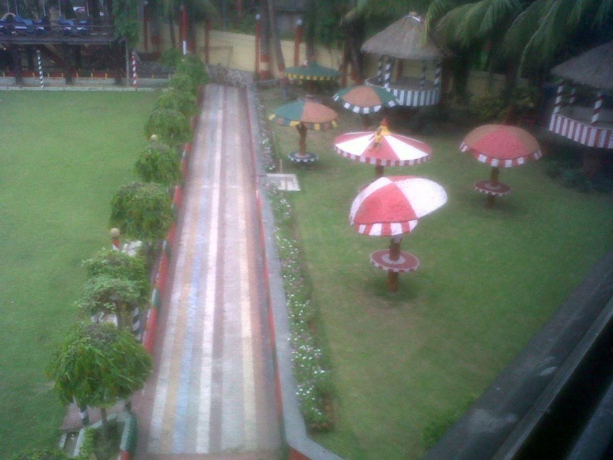Palm Village Resort Kalkutta Exterior foto